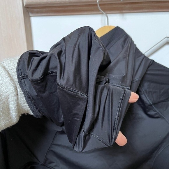 Lululemon Sleek Performance 1/2 Zip Hood Black 2 - Picture 9 of 11